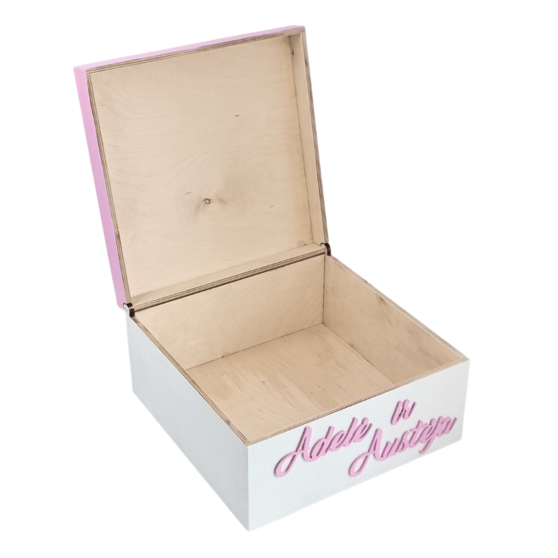 Personalizuota medinė krikštynų dėžė su meškiuku ir vardais