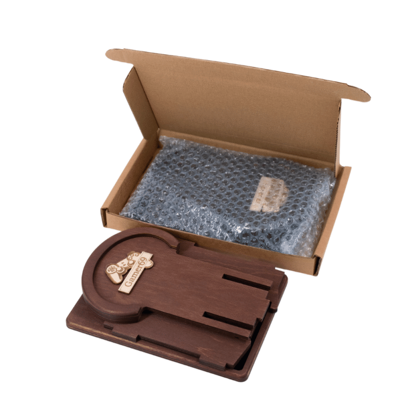 Medinis geimerio stovas su vieta ausinėms, dviems pulteliams transportinėje dėžėje